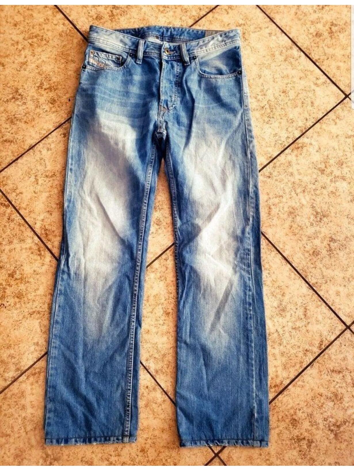 Diesel Larkee Mens Straight Leg Jeans 28